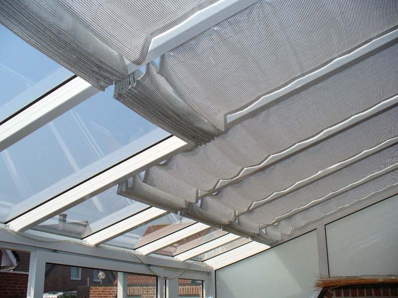 Sonnenschutz für Ihre Terrassenüberdachung: So geht's!