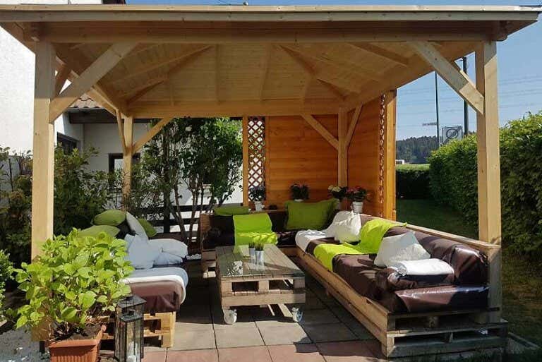 Gartenlounge selber bauen: Ein Pavillon für die ganze Familie