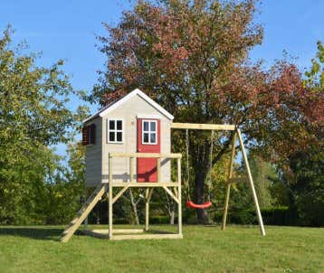 Spielhauser Fur Den Garten Kinderspielhauser Ohne Versandkosten